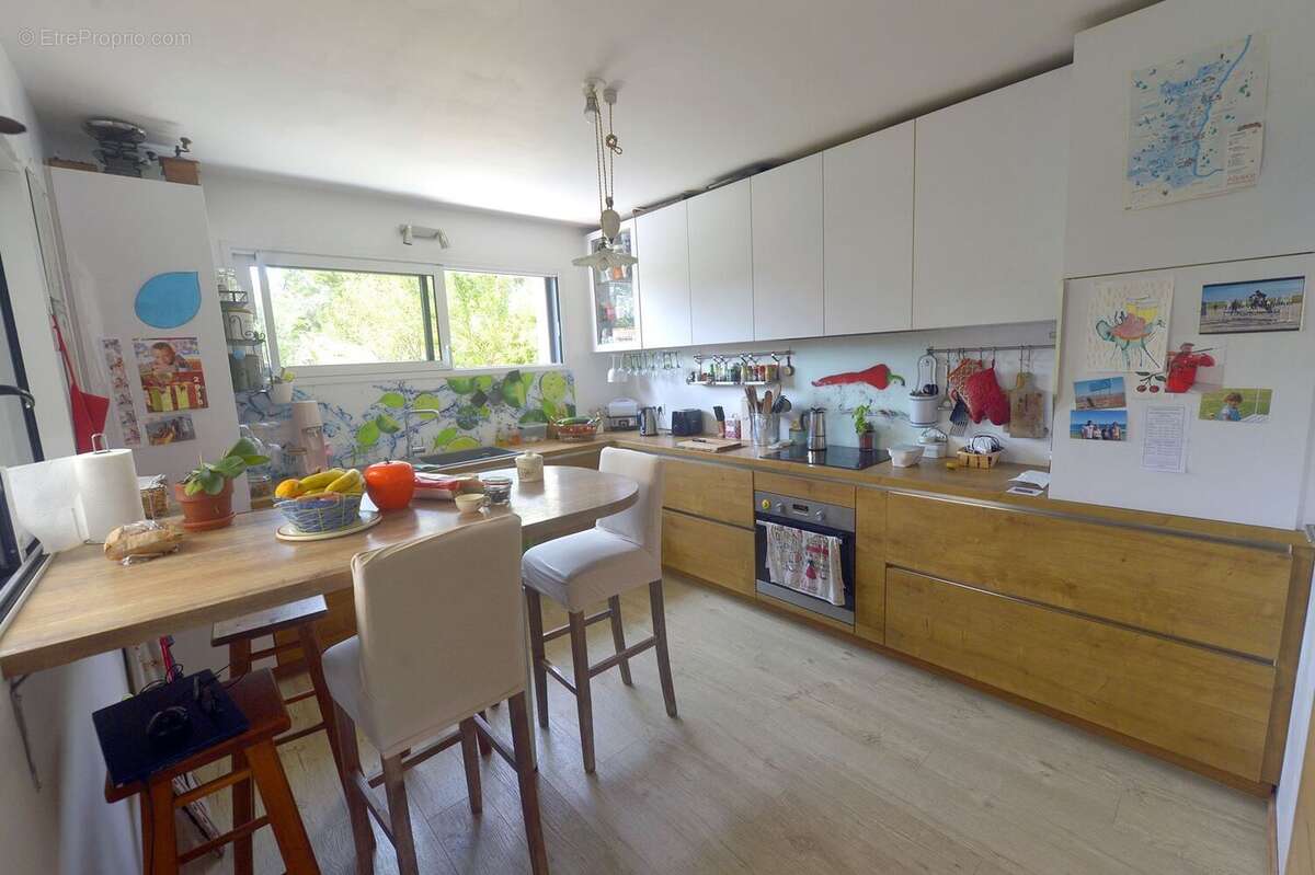 Maison à MESCHERS-SUR-GIRONDE