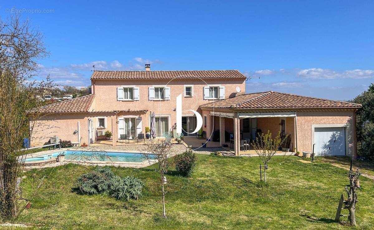 Maison à SALAZAC