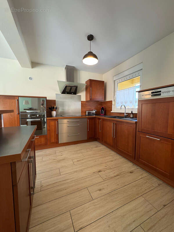 Maison 117 m2   3 chambres + grande terrasse   197 000 € - photo 10