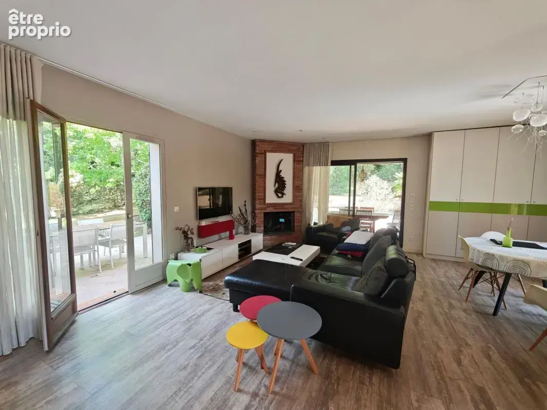  Vos clés pour cet automne à Pibrac ! Maison de caractère avec suite parentale + 3 chambres, 2 bureaux et sous-sol géant de 120  - photo 7