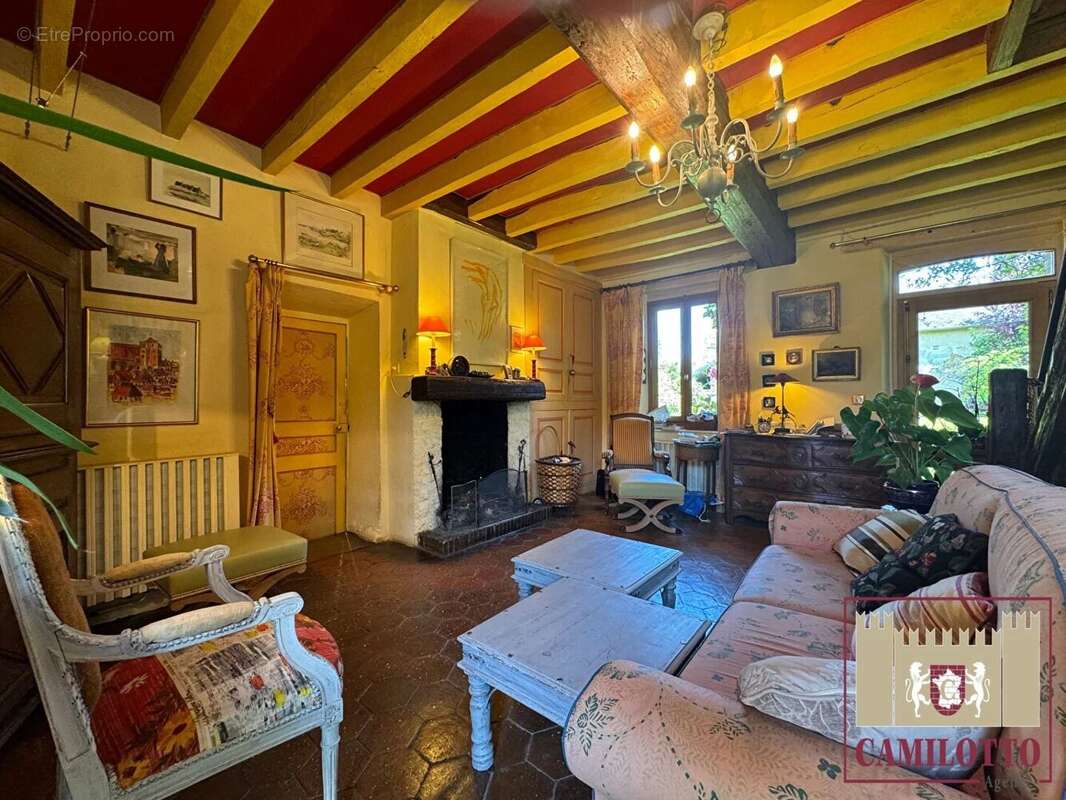 Maison à LE BOULLAY-MIVOYE