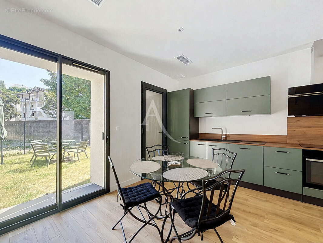 Billère Centre - Appartement T3 triplex avec jardin privatif et stationnement - photo 2