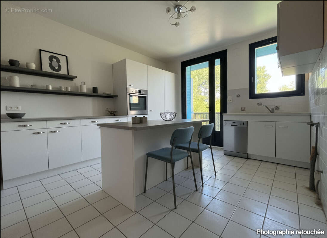 n°2 - Maison à LA MURE