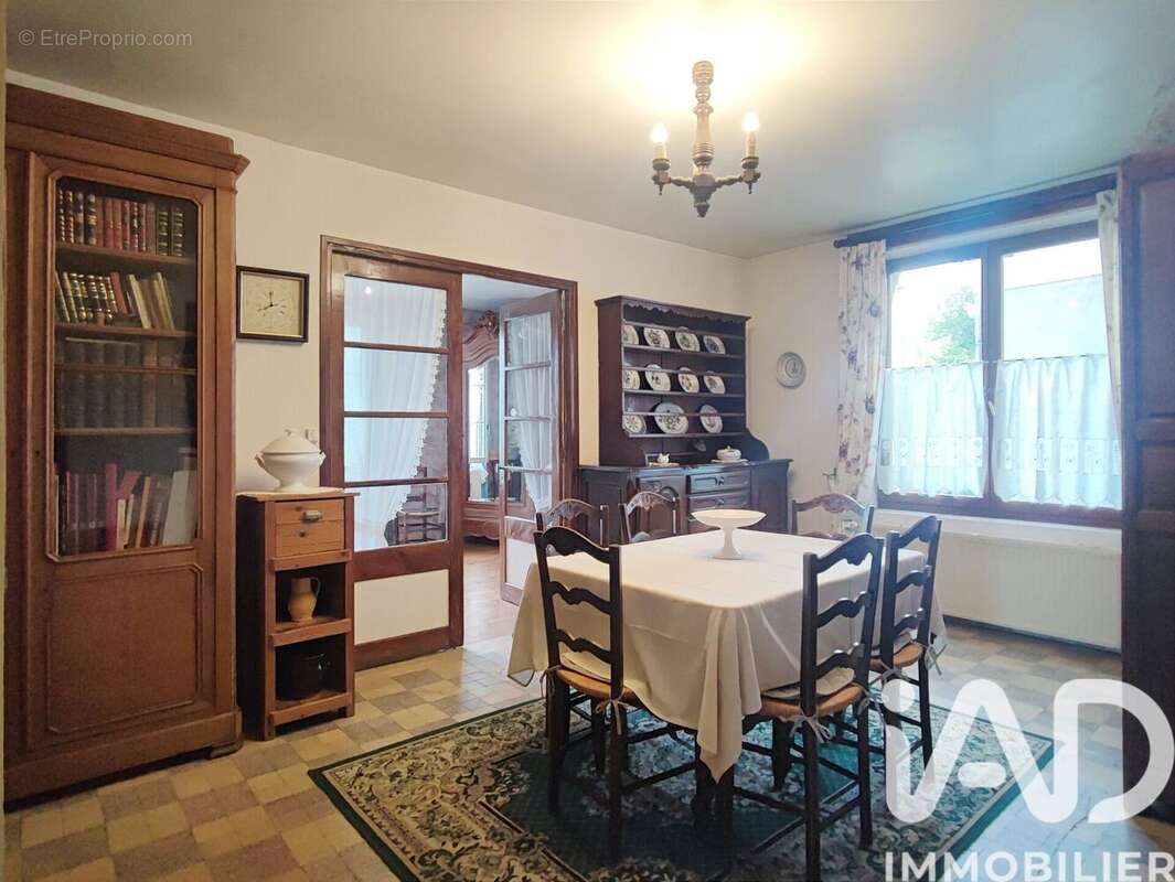 Photo 6 - Maison à LACHAPELLE-AUX-POTS