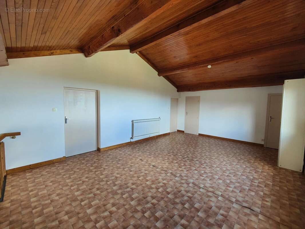 Maison à CHUYER