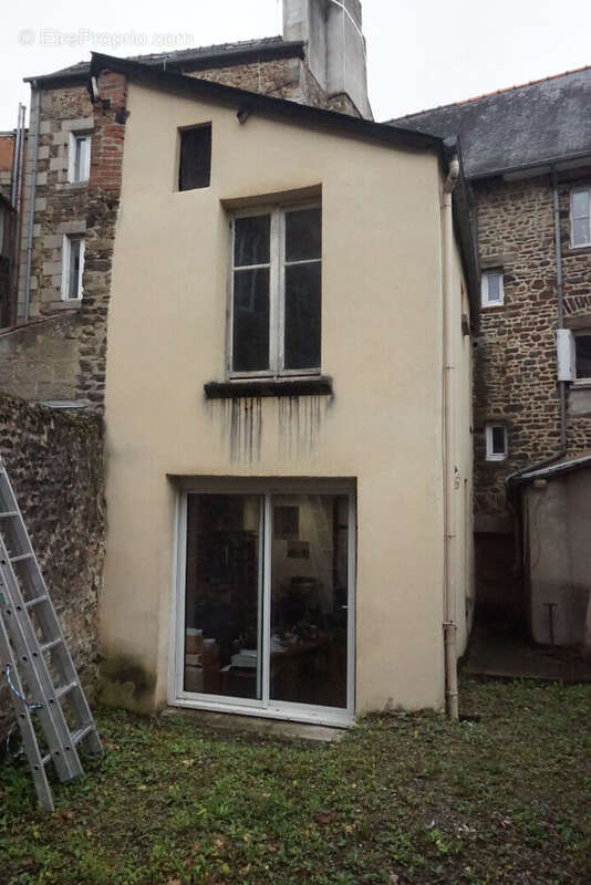 Appartement à FOUGERES