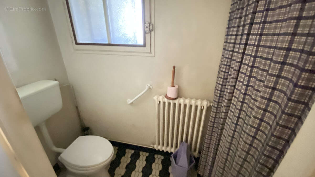 Maison à CHENAC-SAINT-SEURIN-D&#039;UZET