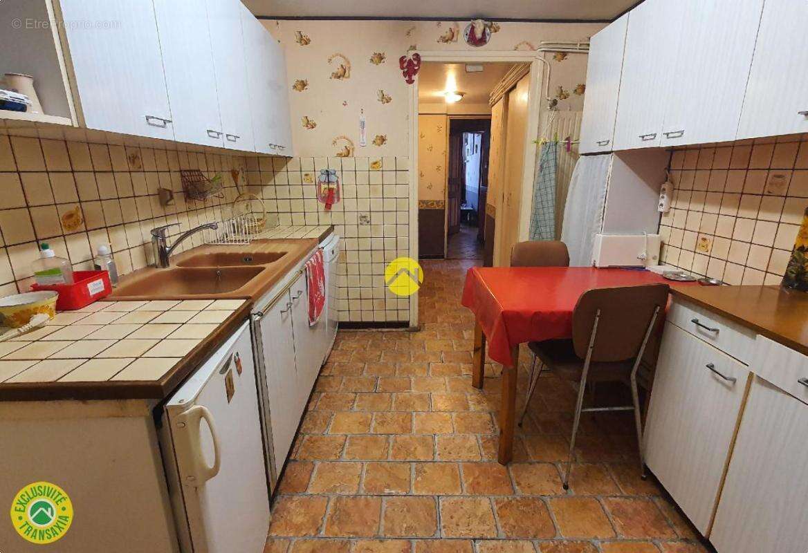 Maison à AUZANCES