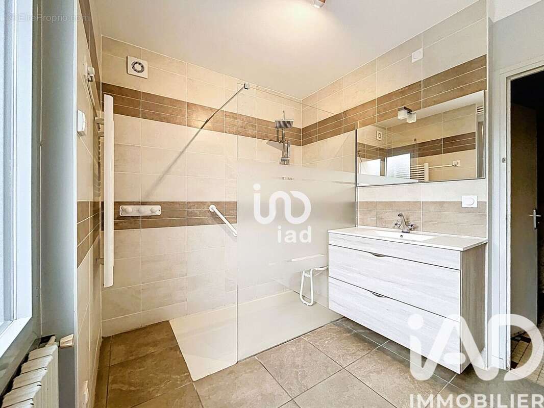 Photo 9 - Maison à SAINT-ETIENNE-DE-TULMONT