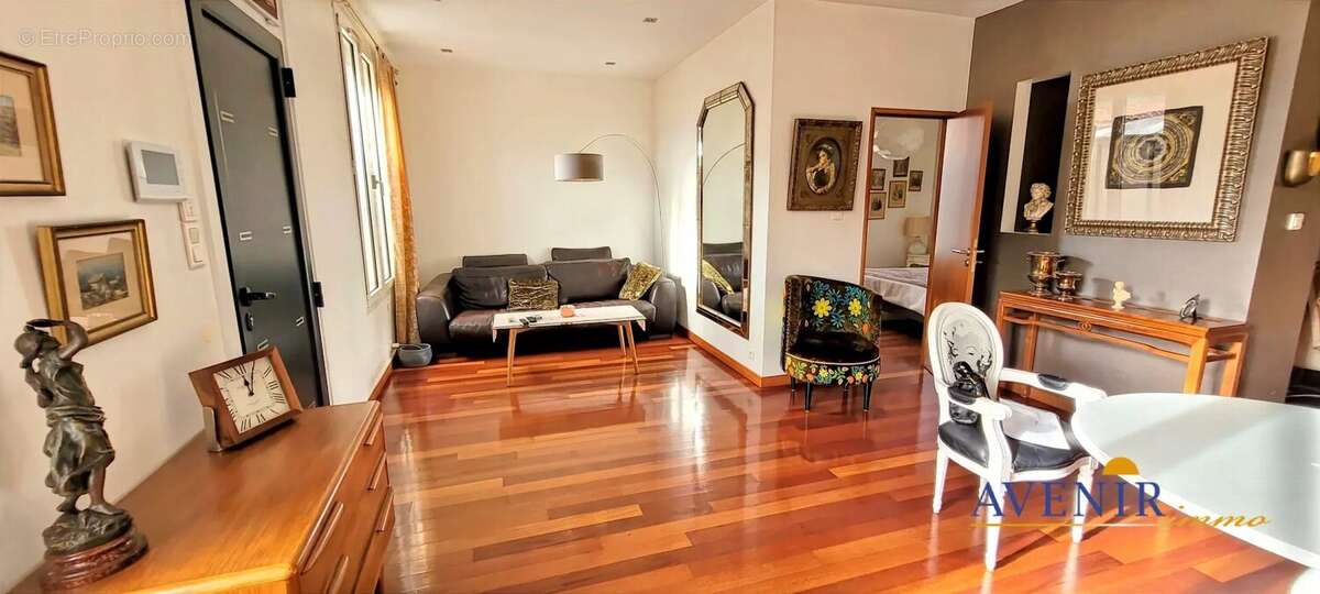 Appartement à MARSEILLE-12E