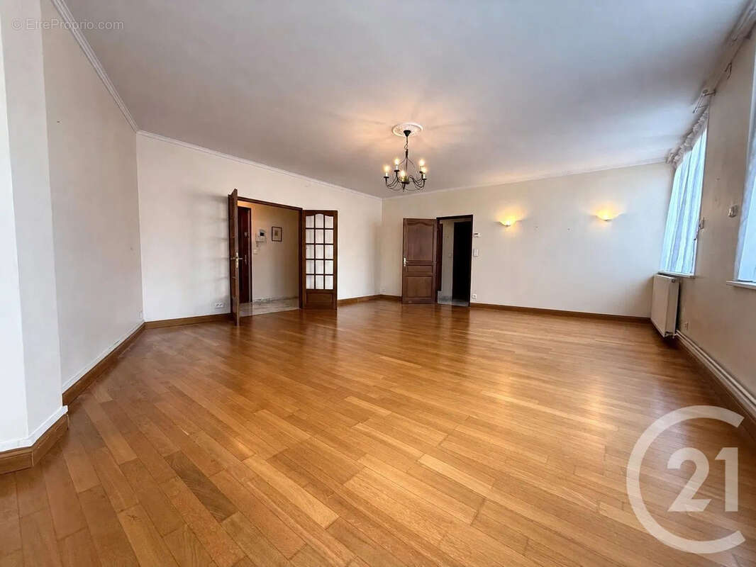 Appartement à SAINT-QUENTIN