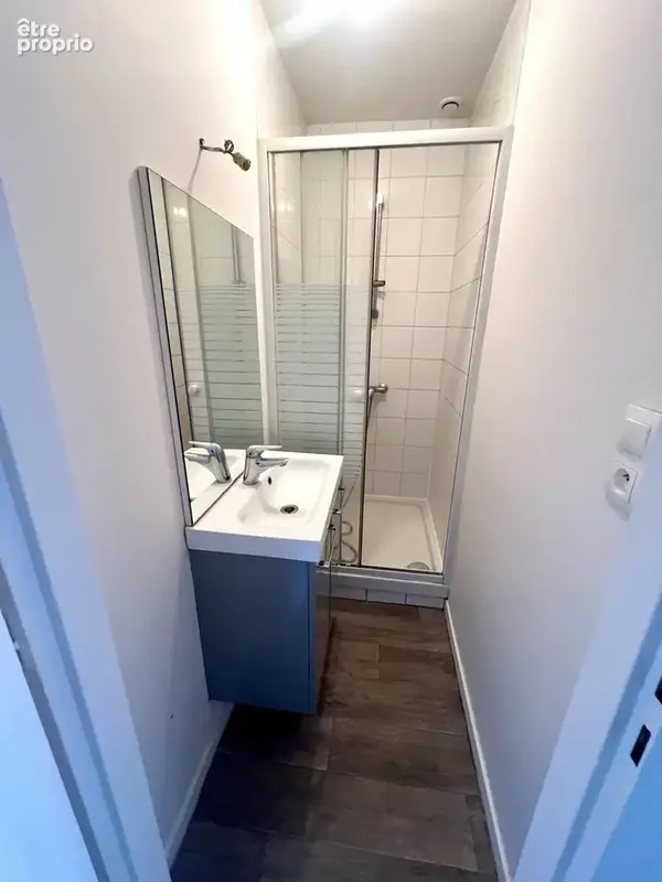 Appartement T2 avec cave et cours privative - photo 7
