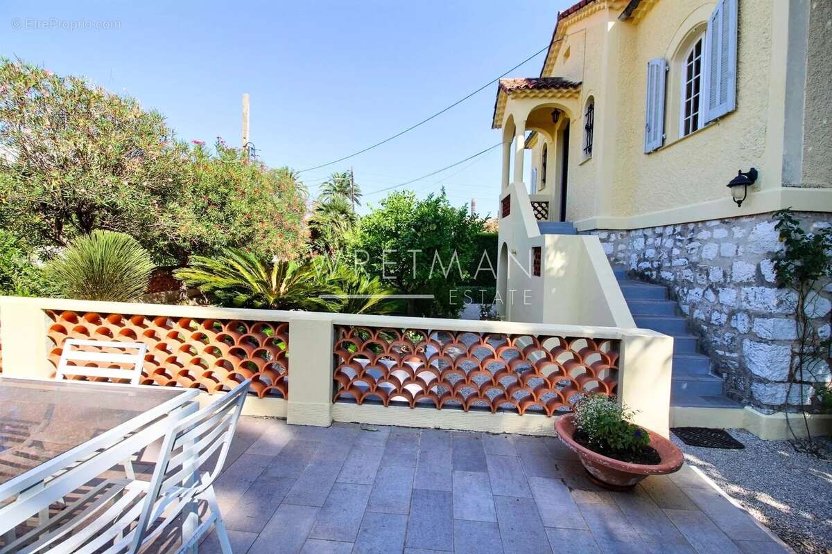 Charmante maison de 7 pièces - Cagnes-sur-mer - photo 14