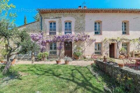 Maison à FAYENCE