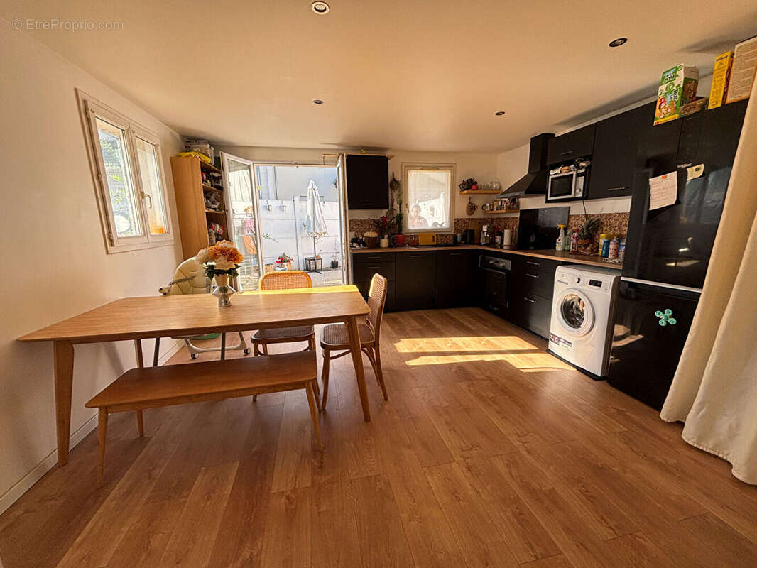 Maison à SARTROUVILLE