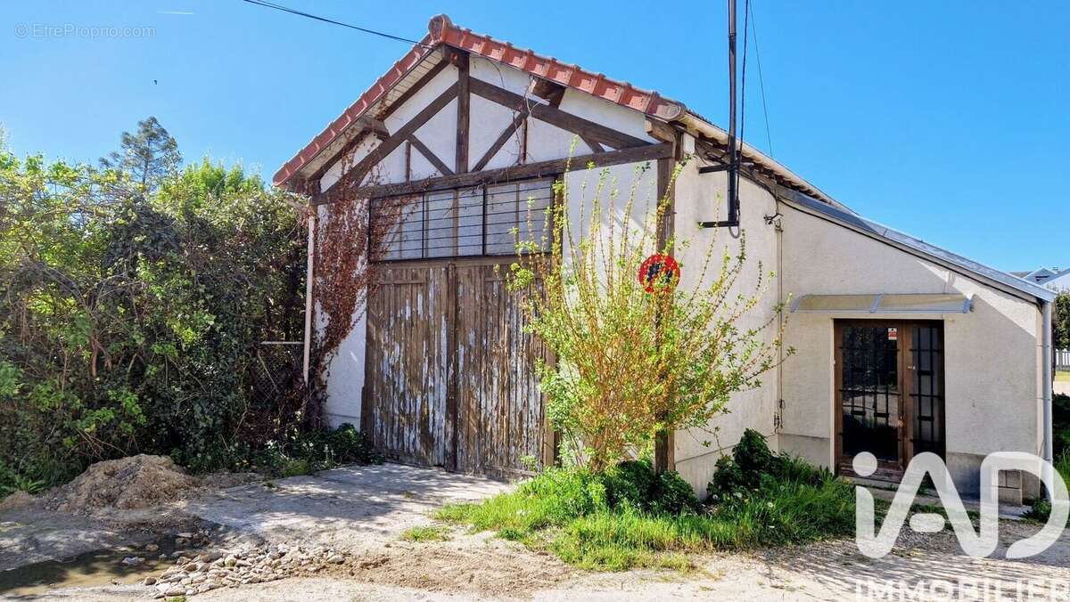 Photo 2 - Maison à HOUILLES