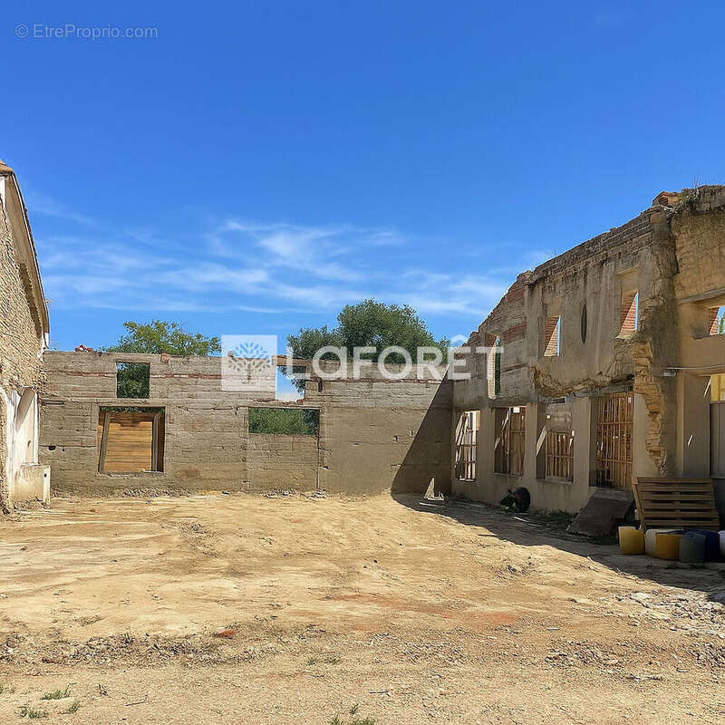 Terrain à GARGANVILLAR