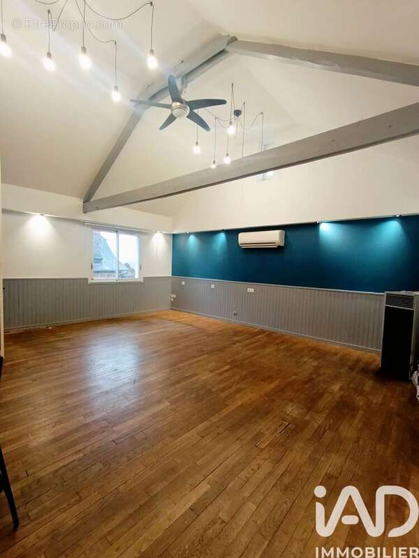 Maison 225 m² à Saint-Bonnet-La-Riviere  - photo 5