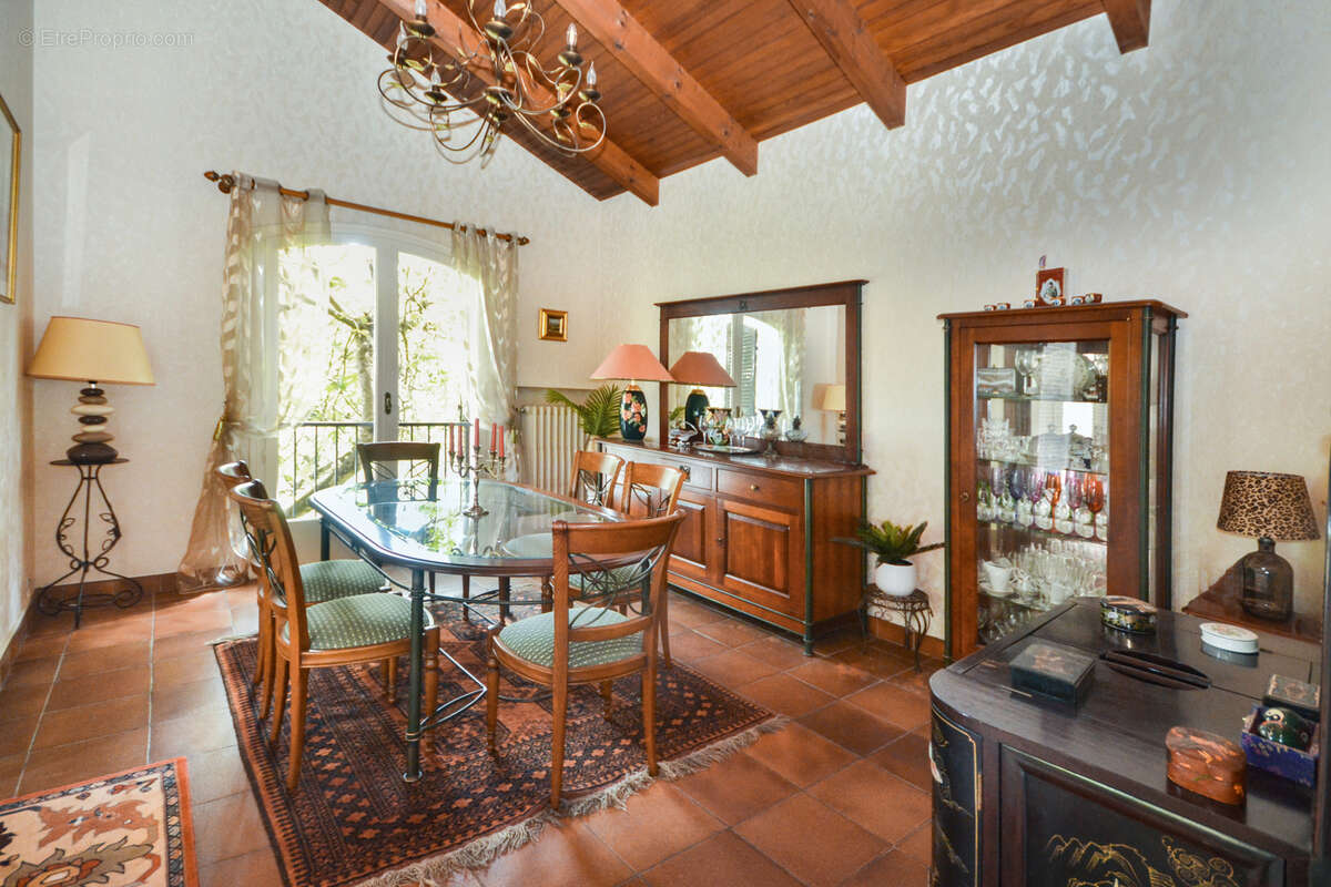 Maison à VILLEFRANCHE-SUR-SAONE