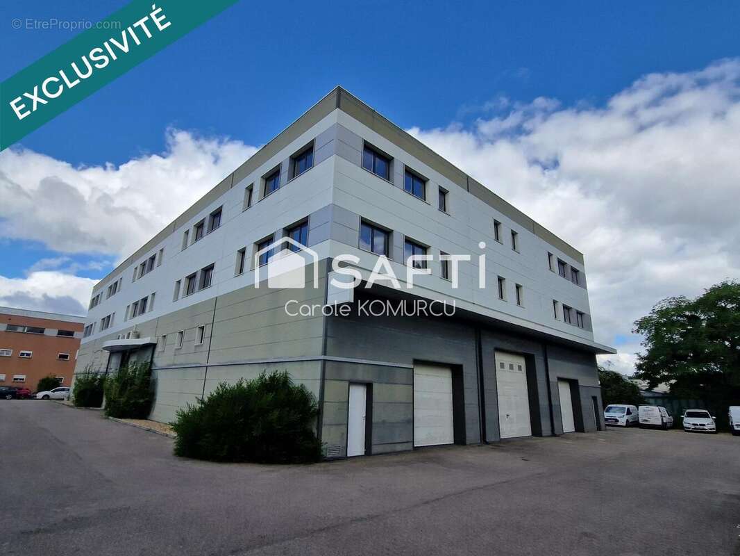 Photo 9 - Commerce à ACHERES