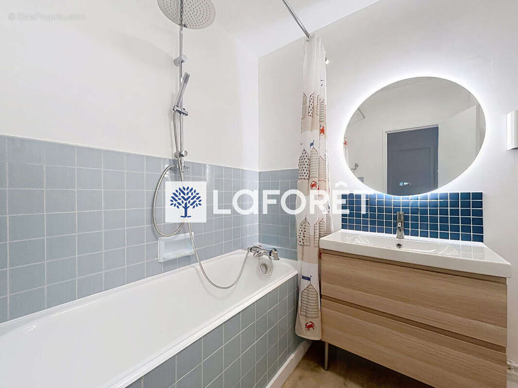 Appartement à L'ETANG-LA-VILLE