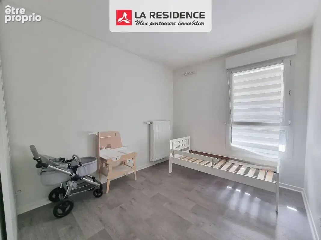 Appartement 75 m² à Stains  - photo 8