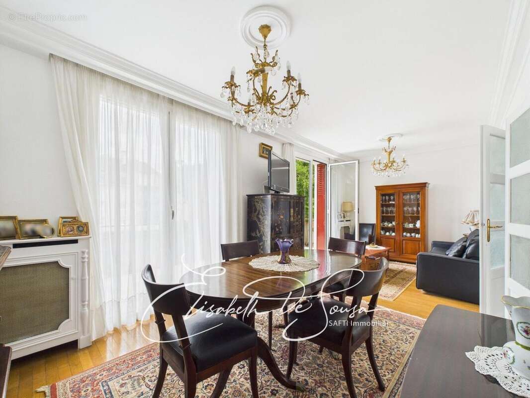 Photo 2 - Maison à CHEVILLY-LARUE