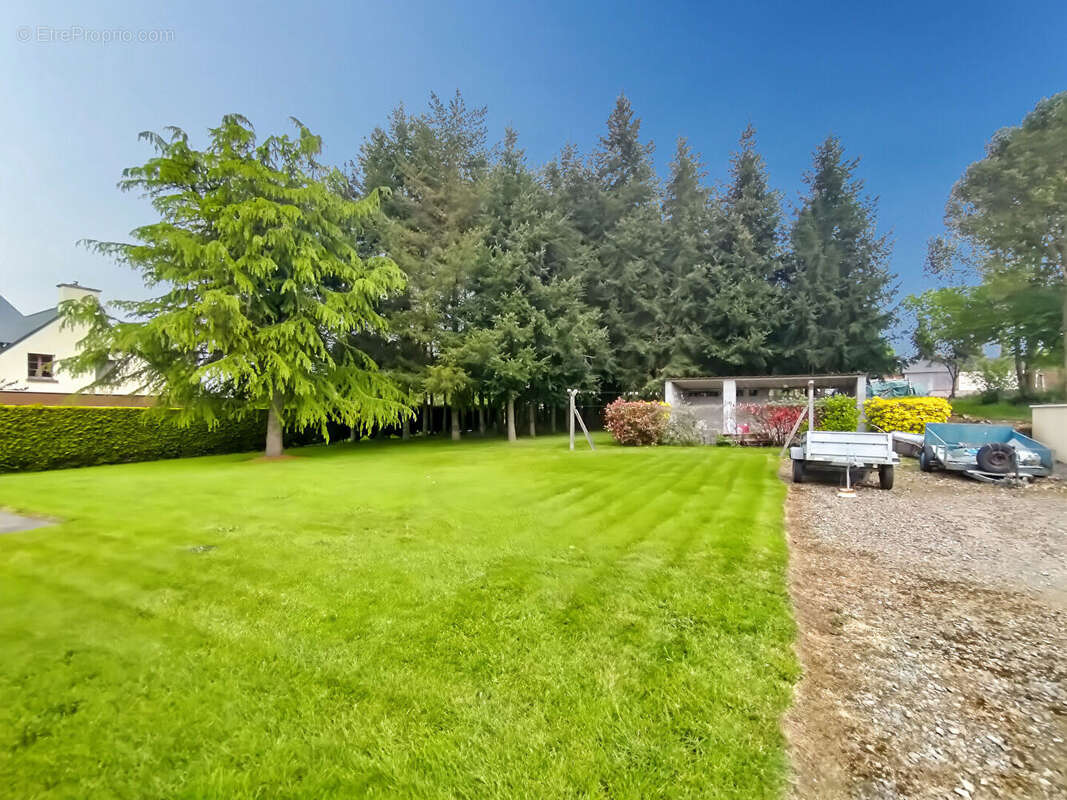 Maison à LA CHAPELLE-AUX-FILTZMEENS