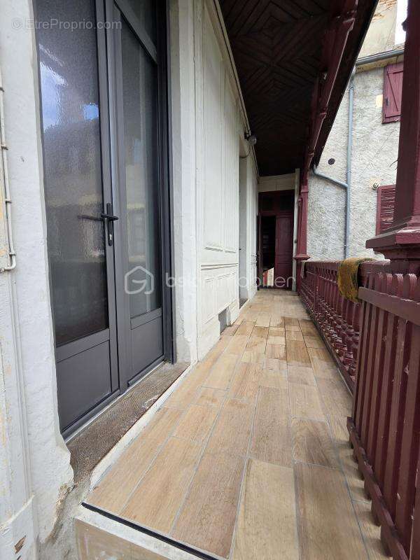 Magnifique appartement T3 de 101m² avec place de parking privative et cave en hypercentre ville de Nevers - photo 18