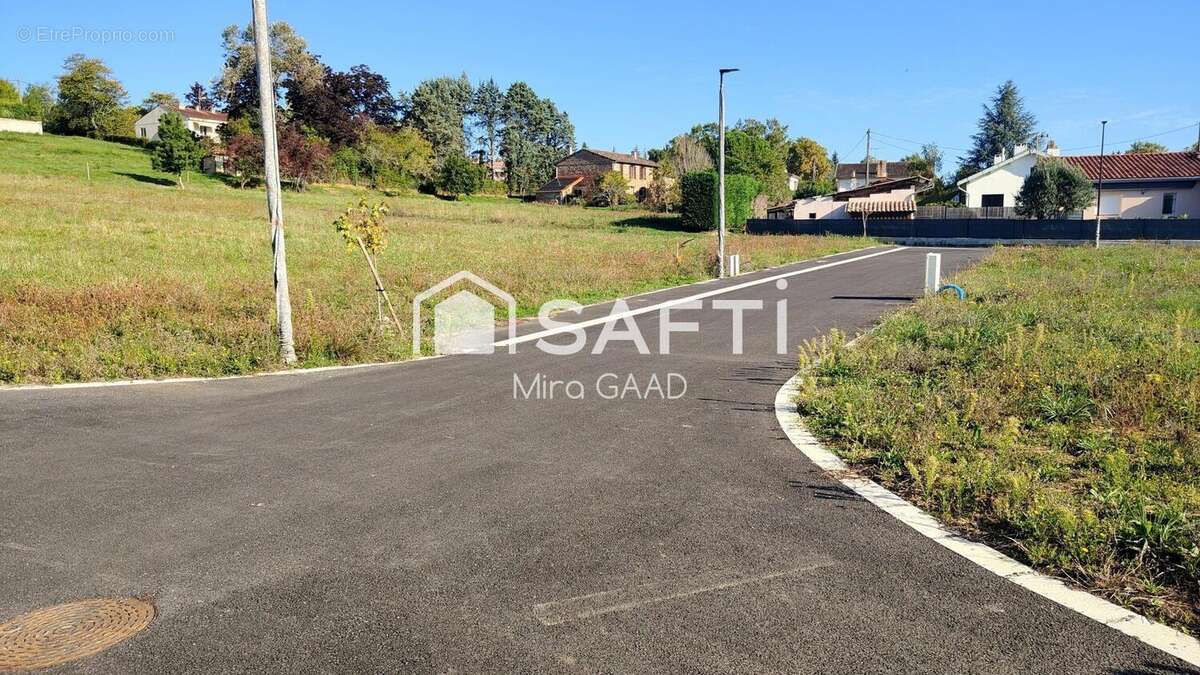 Photo 3 - Terrain à SAINT-SULPICE