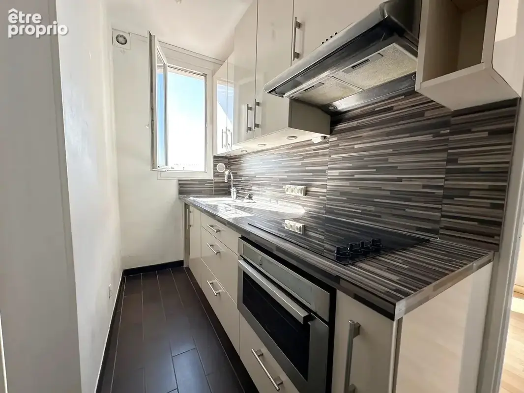 Appartement 3 pièces - Place Adamville / Kennedy - photo 4