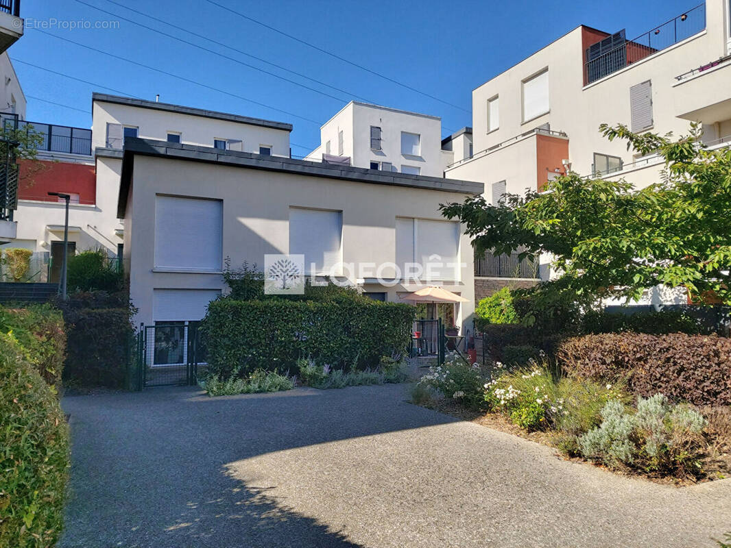 Appartement à VILLEMOMBLE