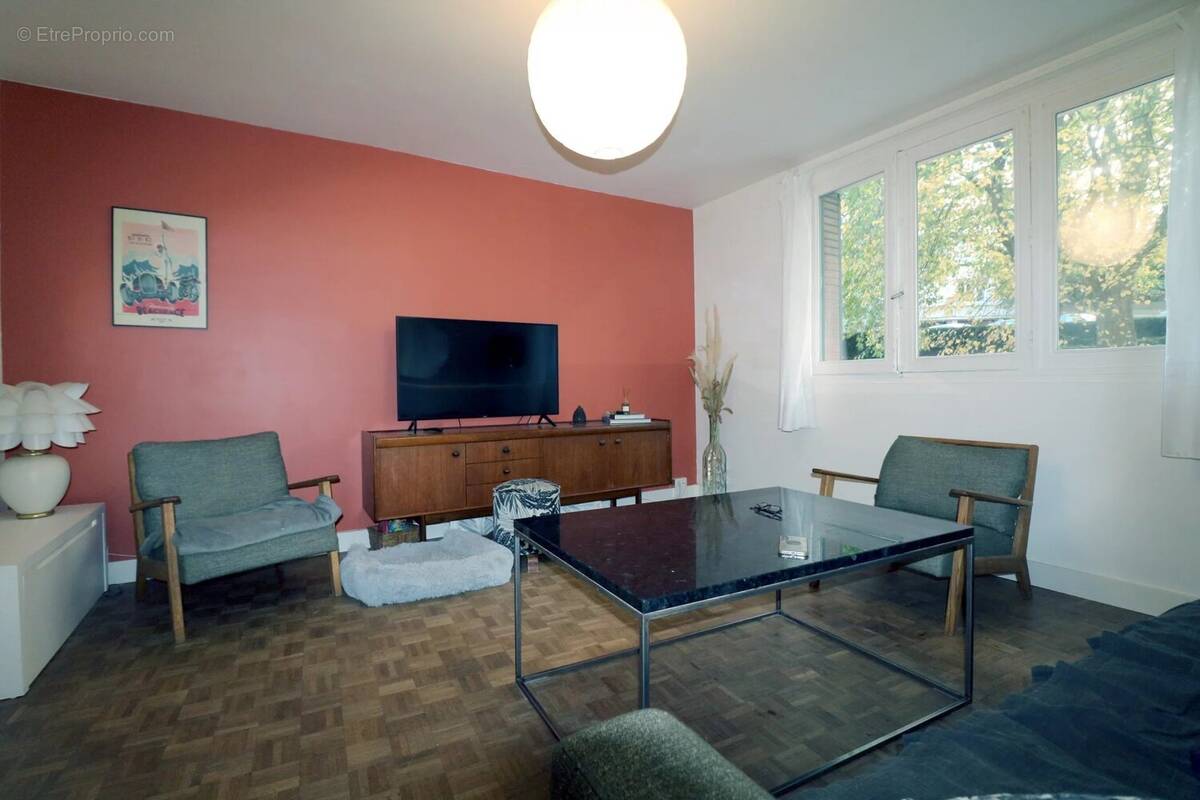 Appartement à SAINT-CYR-L&#039;ECOLE