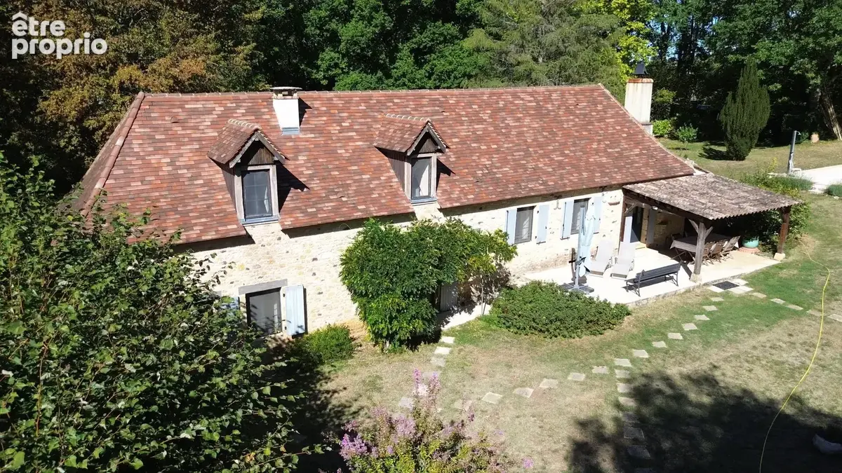 DJI0228 - Maison à SAINT-CHAMASSY