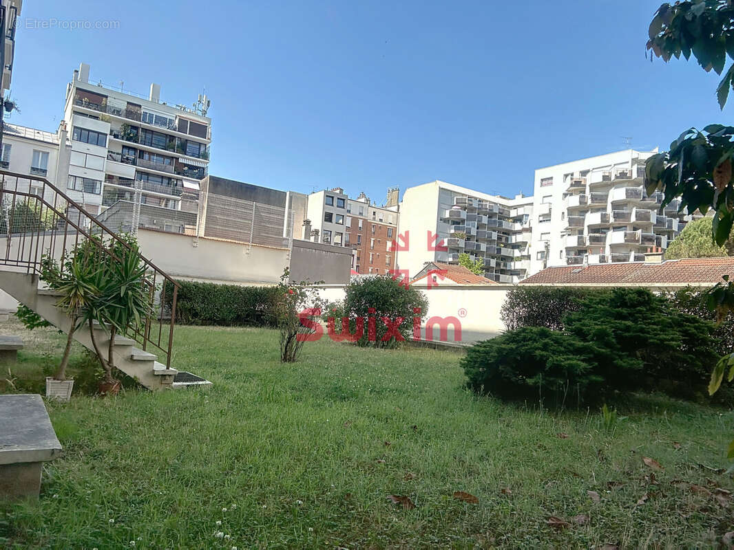 Appartement à PARIS-20E