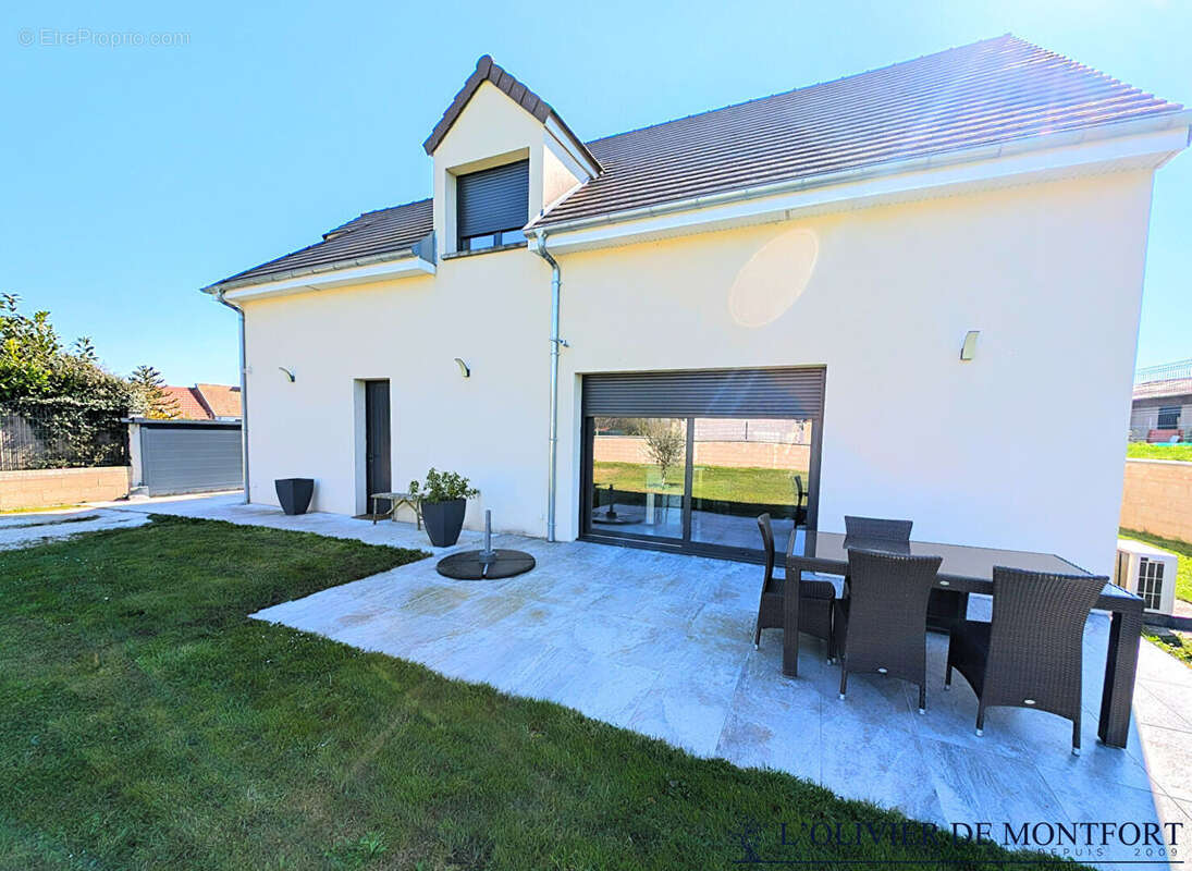 Maison à MONTFORT-L'AMAURY