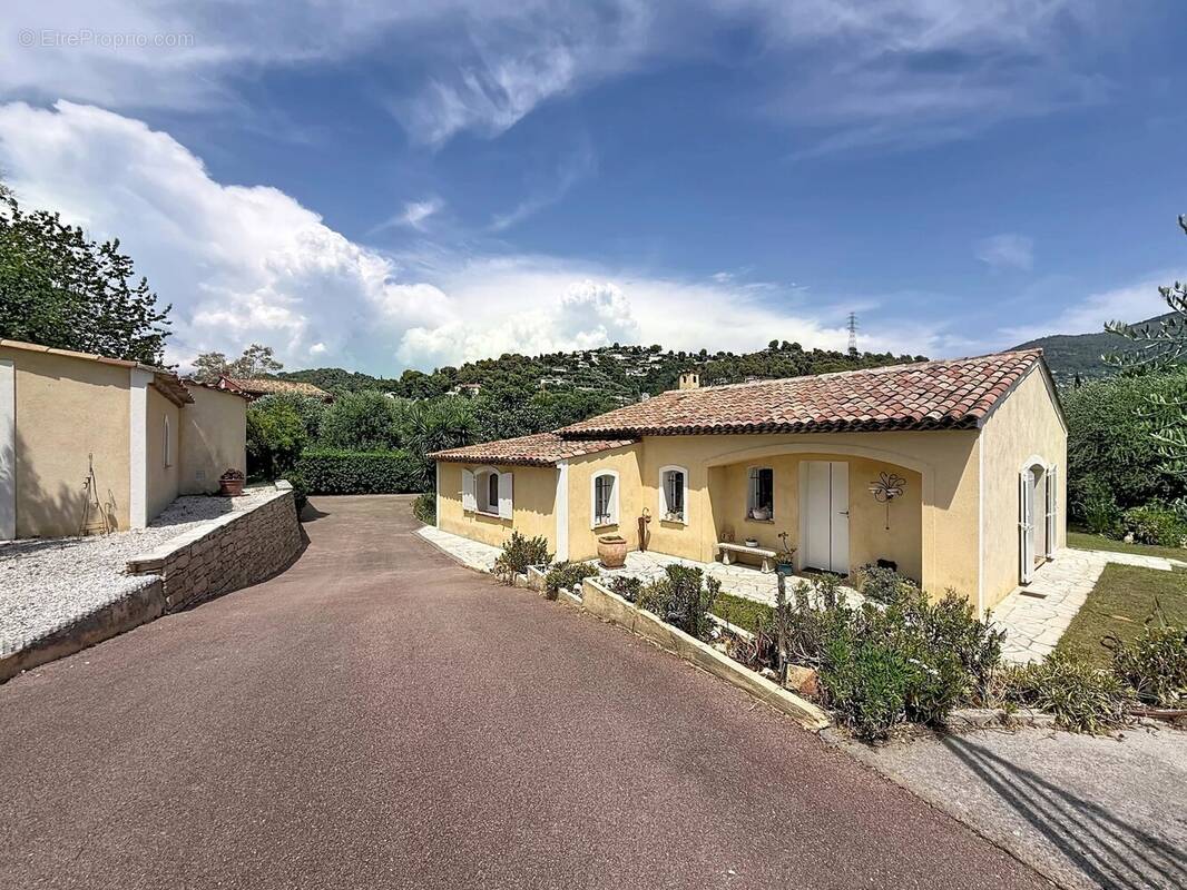 Maison à SAINT-MARTIN-DU-VAR