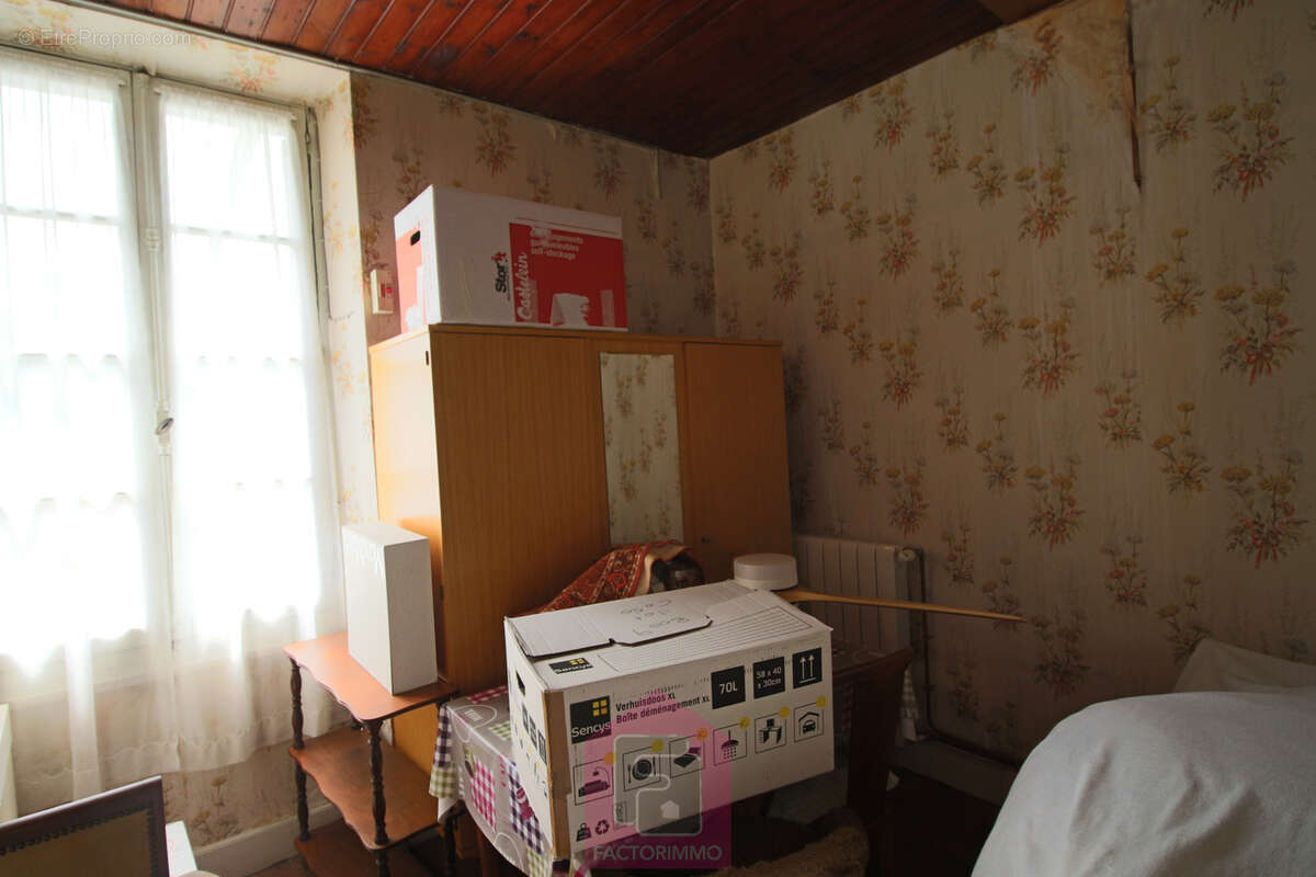 Maison à PUY-L'EVEQUE