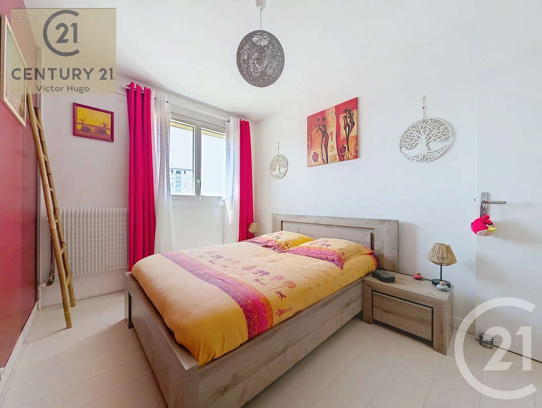Appartement 72 m² à Limoges  - photo 8