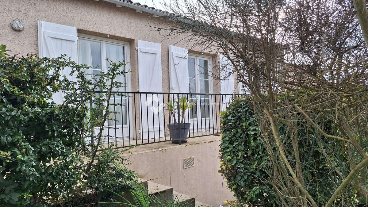 Maison à BUXEROLLES