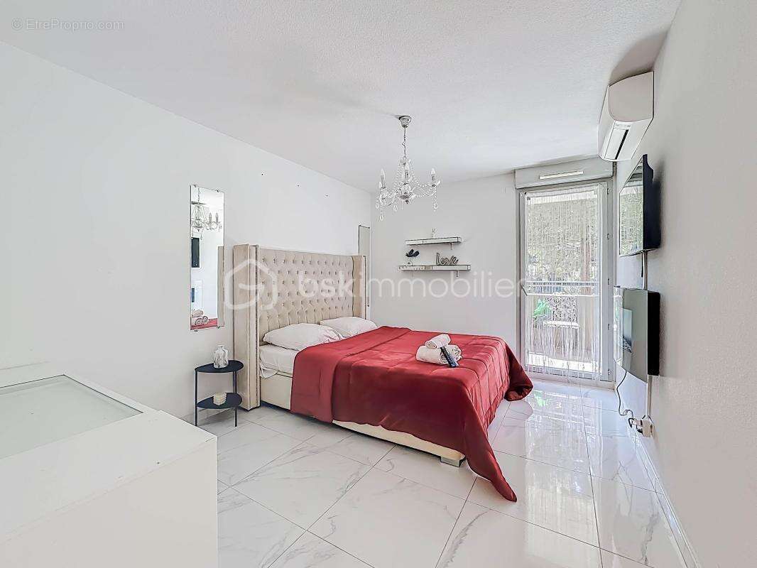 *** Magnifique Appartement T3 de 61m2 avec grande terrasse et garage à Montpellier Ovalie *** - photo 9