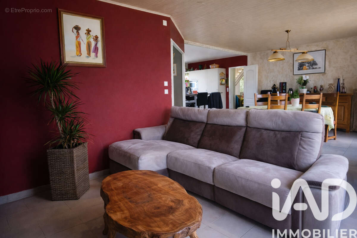 Maison 147 m² à Tremblay-Les-Villages  - photo 4