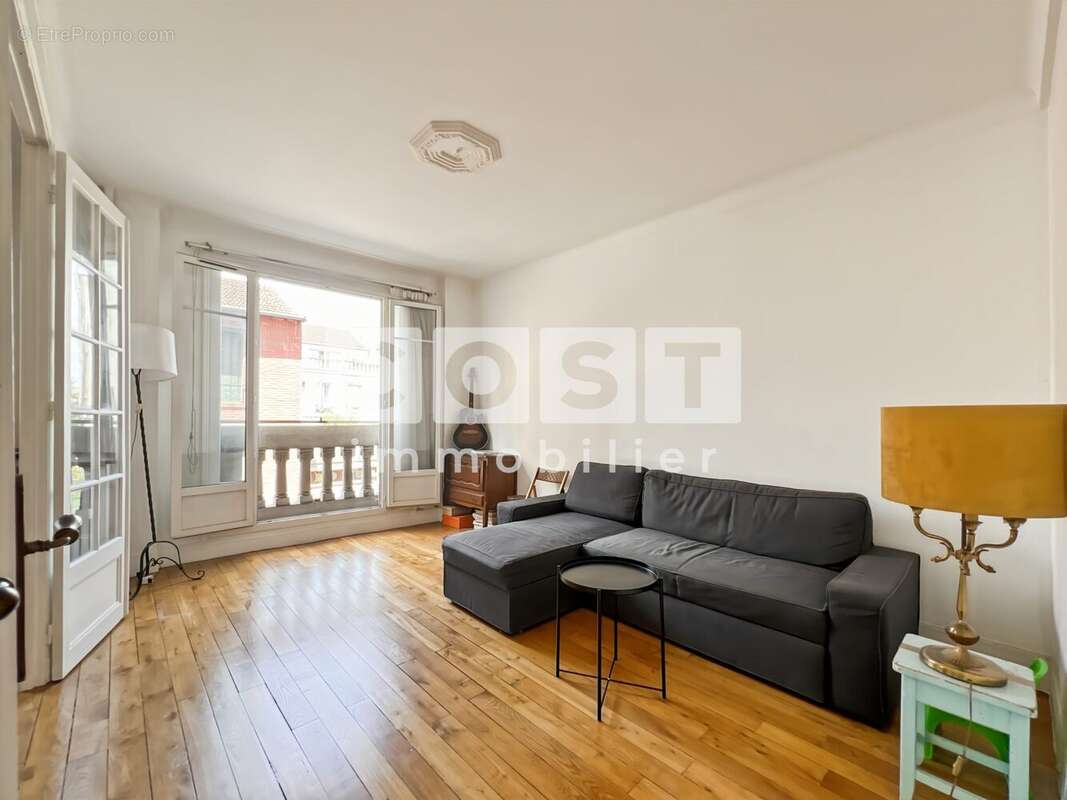 Appartement à ASNIERES-SUR-SEINE