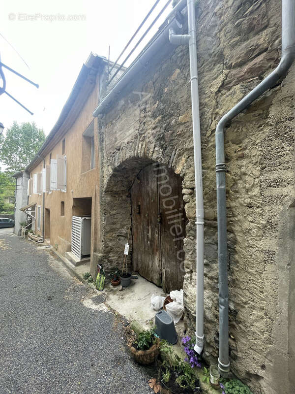 Maison de village en pierre avec terrasse et jardin - photo 15