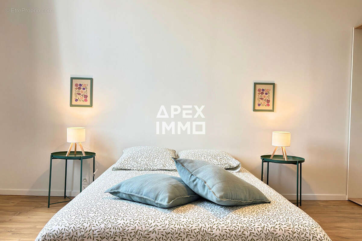 Appartement à CHECY