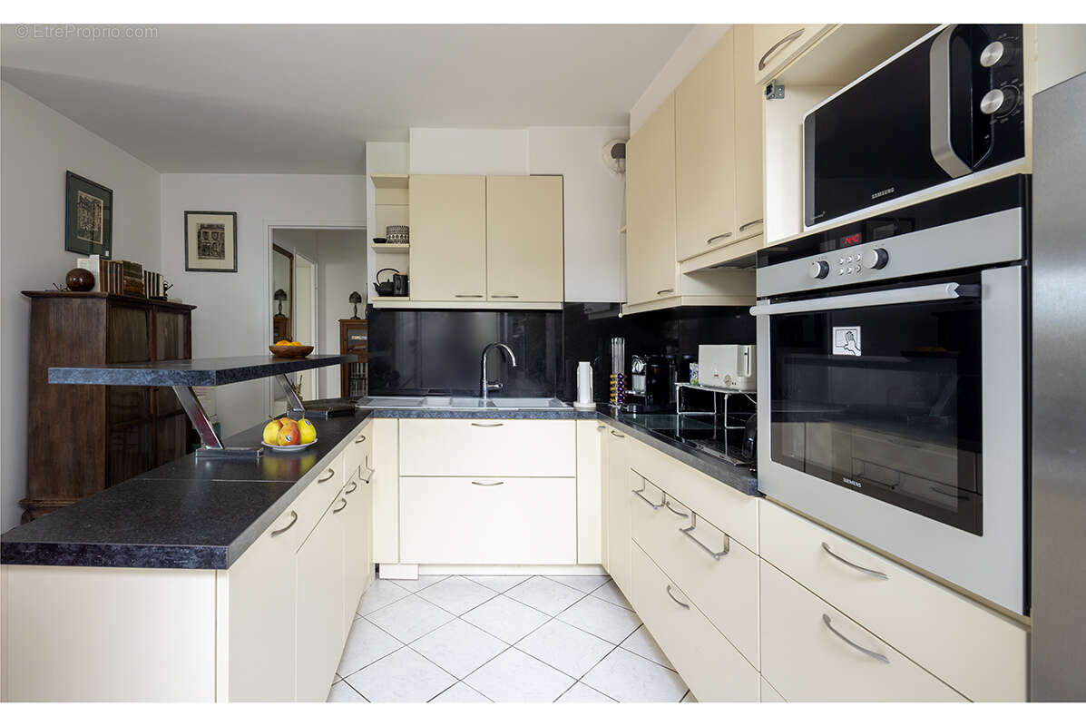 Appartement à SAINT-DENIS