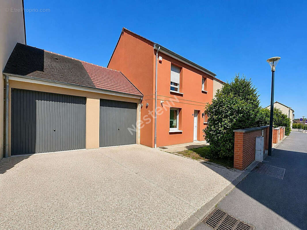 Maison à ASNIERES-SUR-OISE