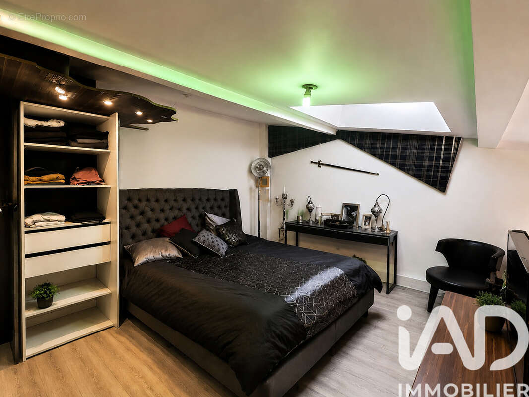 Photo 2 - Appartement à SAINT-MAUR-DES-FOSSES