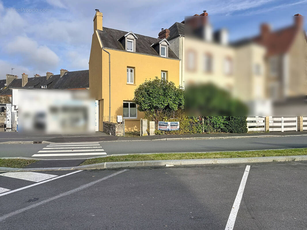 Maison à LA MEAUFFE