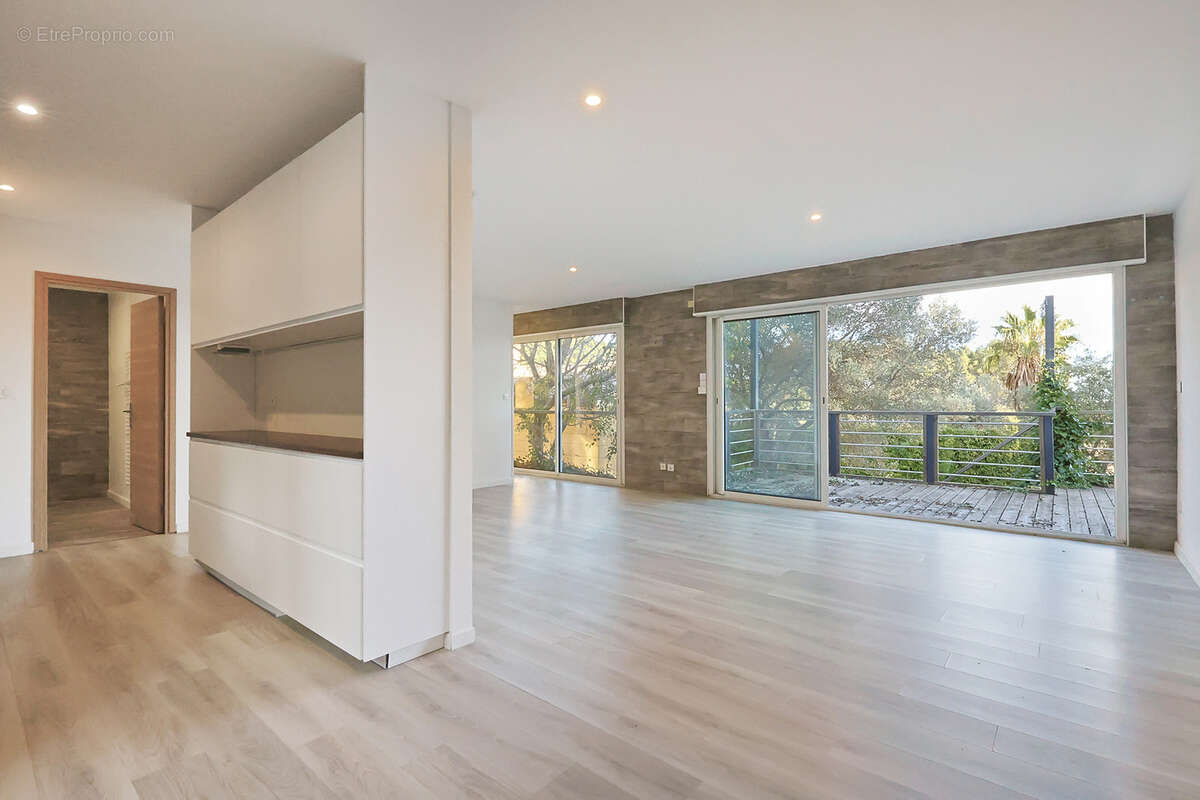 Maison à LA FARLEDE